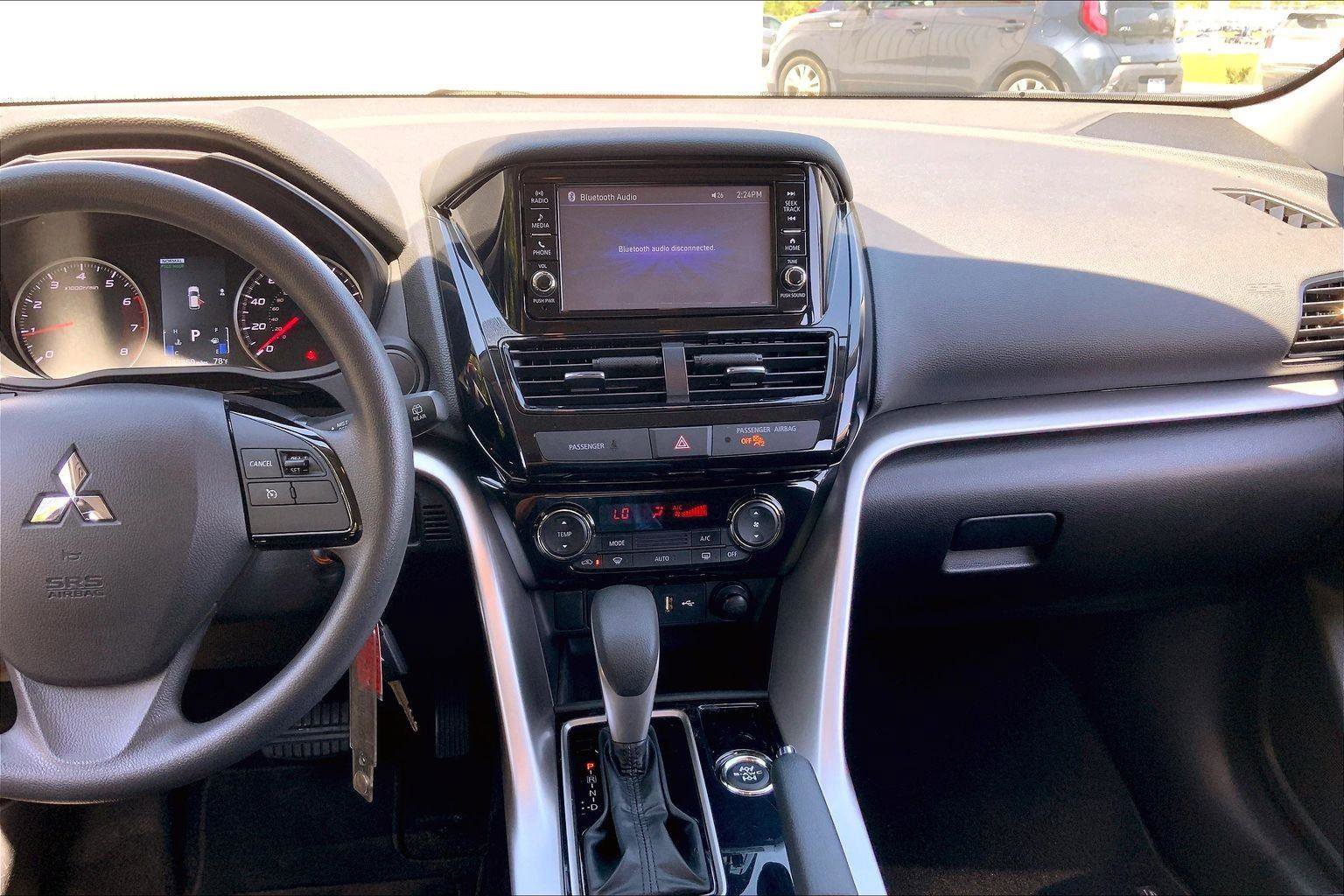 Used 2022 Mitsubishi Eclipse Cross ES AWD/4WD image 6