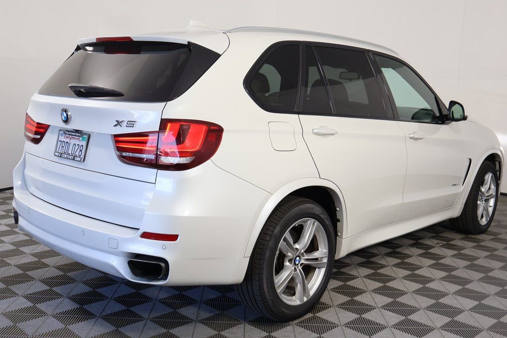 Used 2015 BMW X5 xDrive50i image 3