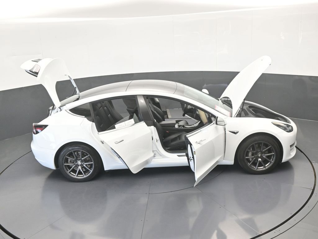 Used 2019 Tesla Model 3 Standard Range Plus image 67