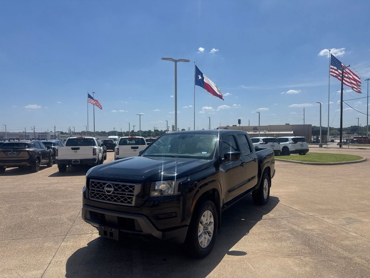 Certified 2022 Nissan Frontier SV AWD/4WD image 8
