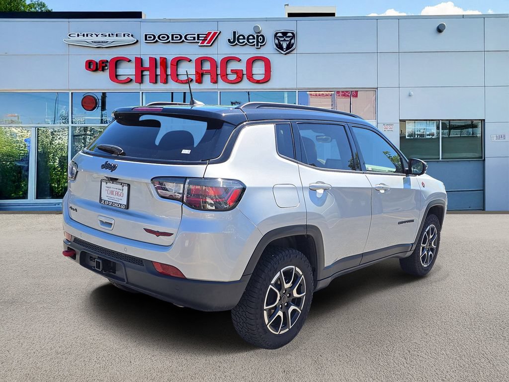 Certified 2025 Jeep Compass Trailhawk w/ Trailhawk Elite Group AWD/4WD image 4