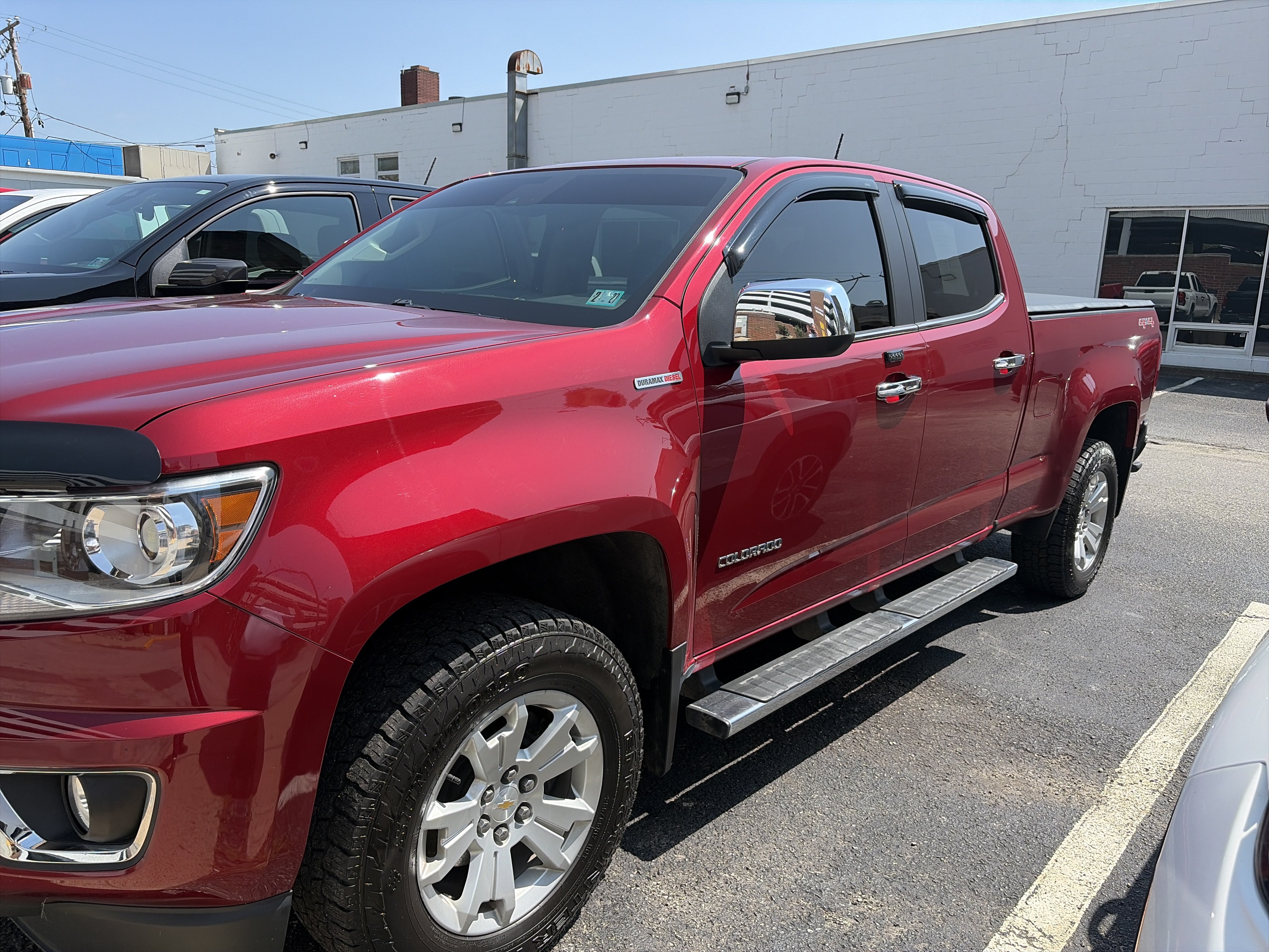 Certified 2017 Chevrolet Colorado LT w/ Luxury Package, Chrome AWD/4WD image 1