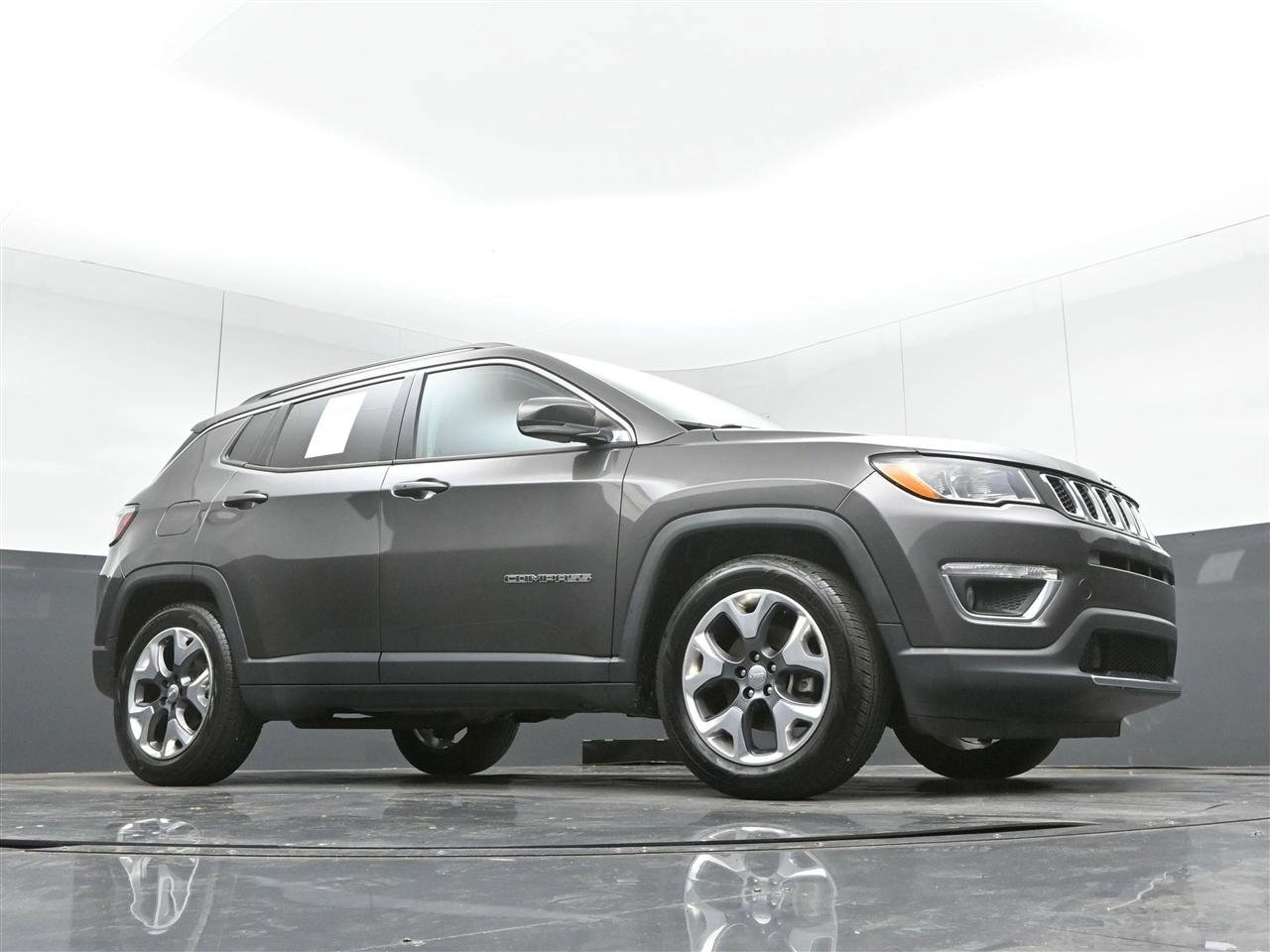 Used 2021 Jeep Compass Limited FWD image 27