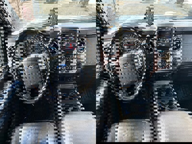 Used 2016 Ford F250 Lariat image 23