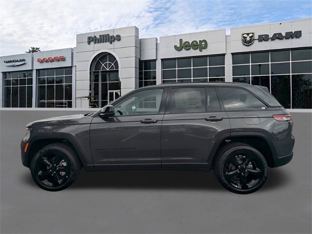 New 2025 Jeep Grand Cherokee Limited w/ Black Appearance Package image 7