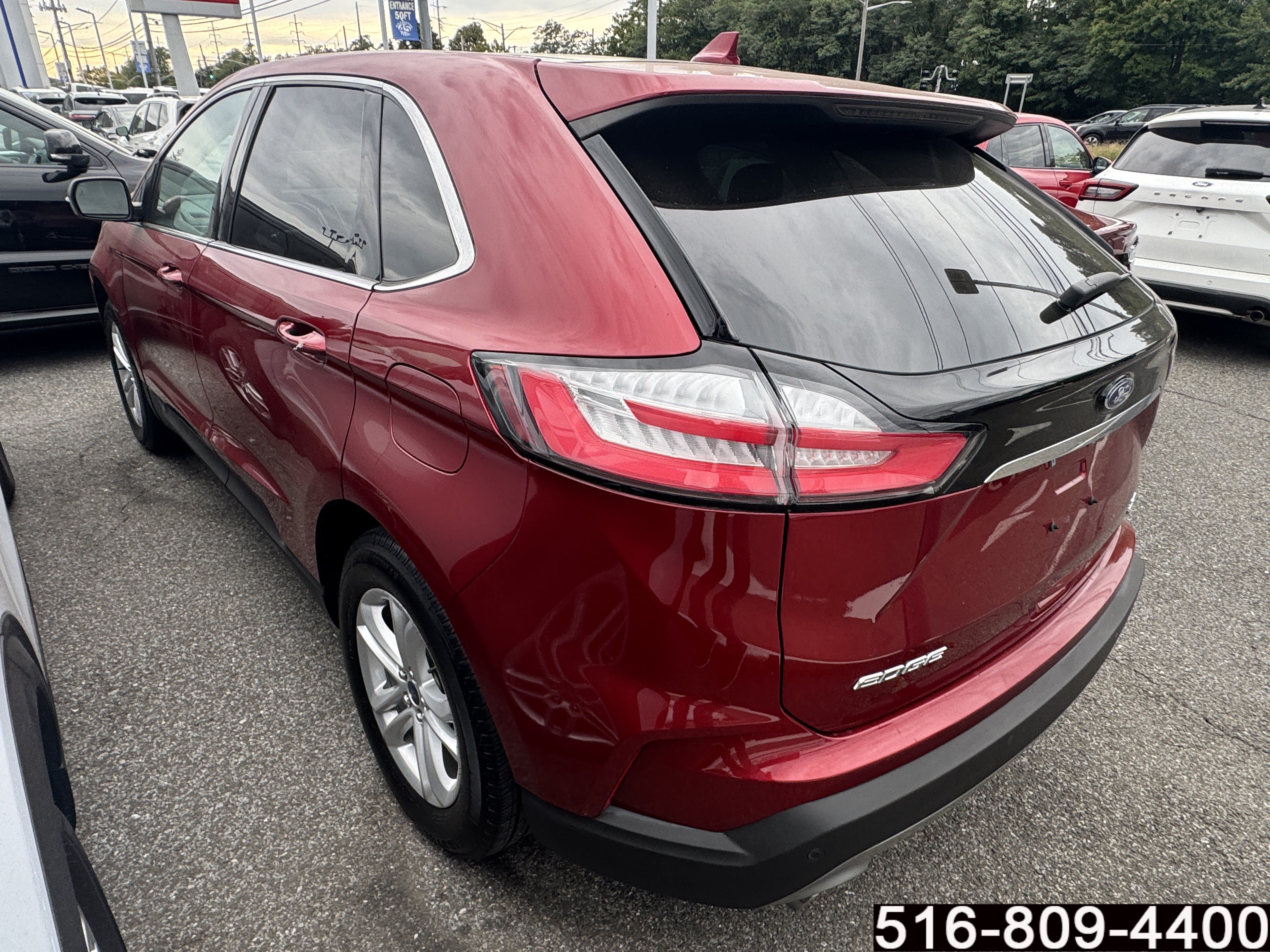 Used 2019 Ford Edge SEL w/ Equipment Group 201A AWD/4WD image 7