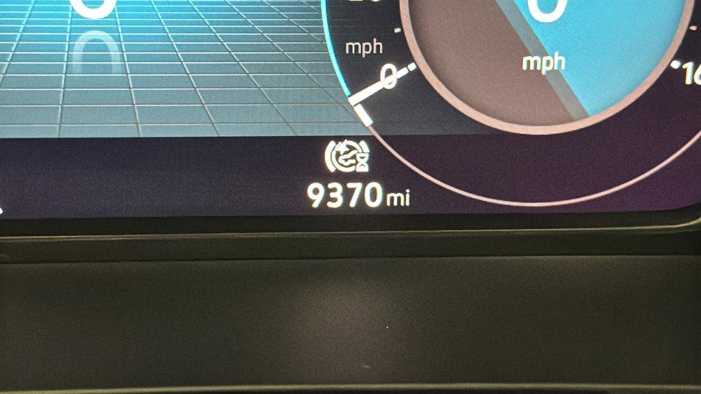 Used 2025 Volkswagen Atlas SE image 10