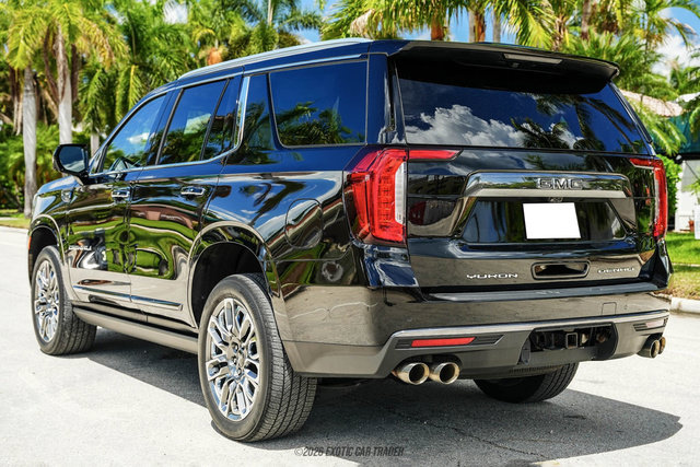 Used 2023 GMC Yukon Denali Ultimate AWD/4WD image 6