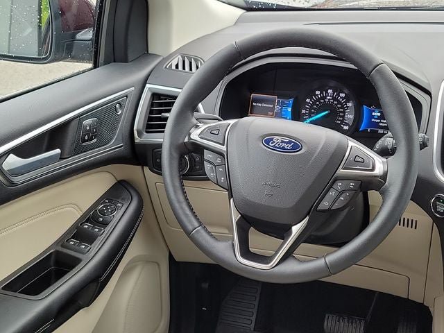 Certified 2024 Ford Edge Titanium w/ Equipment Group 301A AWD/4WD image 22