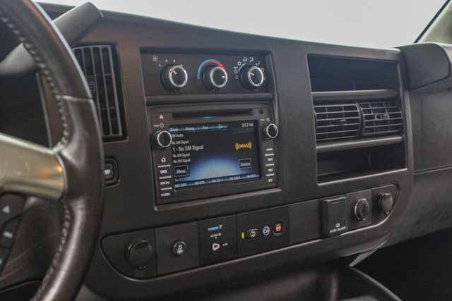 Used 2019 Chevrolet Express 3500 w/ Driver Convenience Package RWD image 28