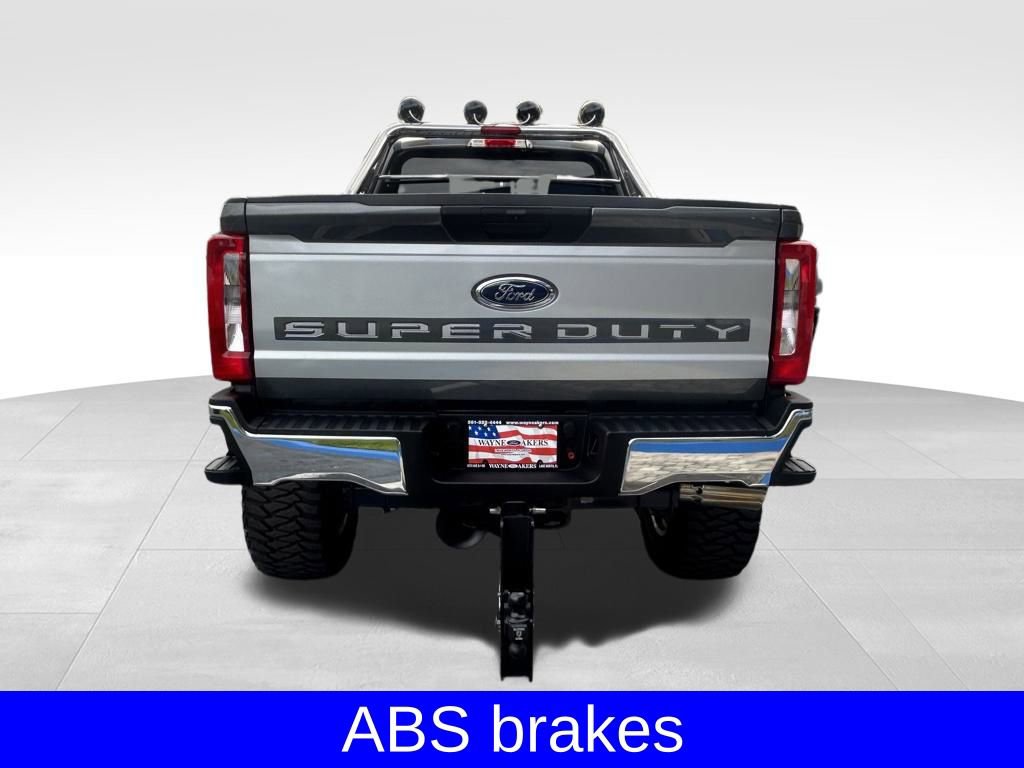 Used 2025 Ford F350 XLT w/ FX4 Off-Road Package image 5