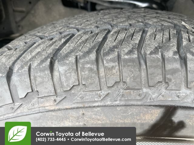 Used 2024 Toyota 4Runner TRD Off-Road Premium w/ Moonroof Package AWD/4WD image 40