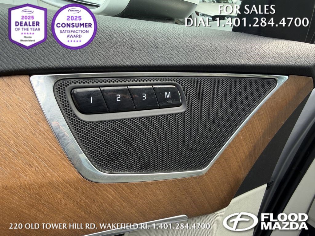 Used 2022 Volvo XC90 T6 Momentum w/ Advanced Package image 10
