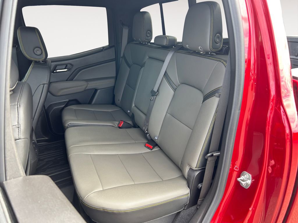 Used 2025 Chevrolet Colorado ZR2 w/ Technology Package image 11