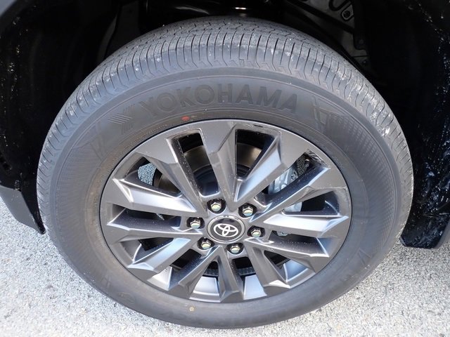 New 2026 Toyota Land Cruiser image 10