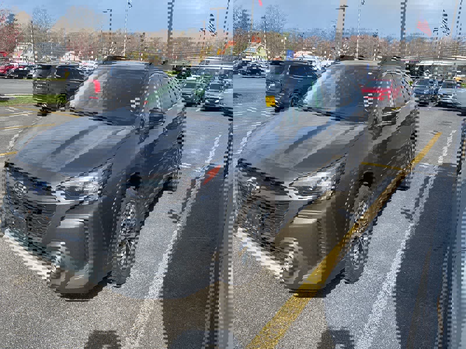 Used 2023 Subaru Outback Limited XT image 1