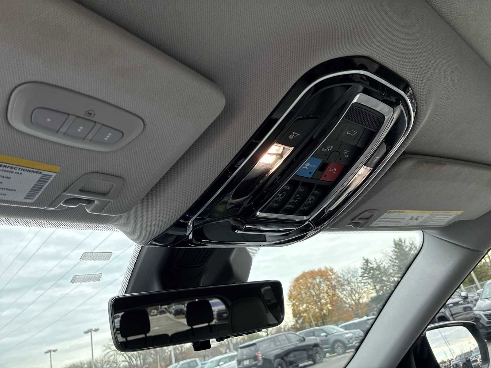 Used 2022 Jeep Grand Cherokee L Overland w/ Advanced Protech Group III image 36