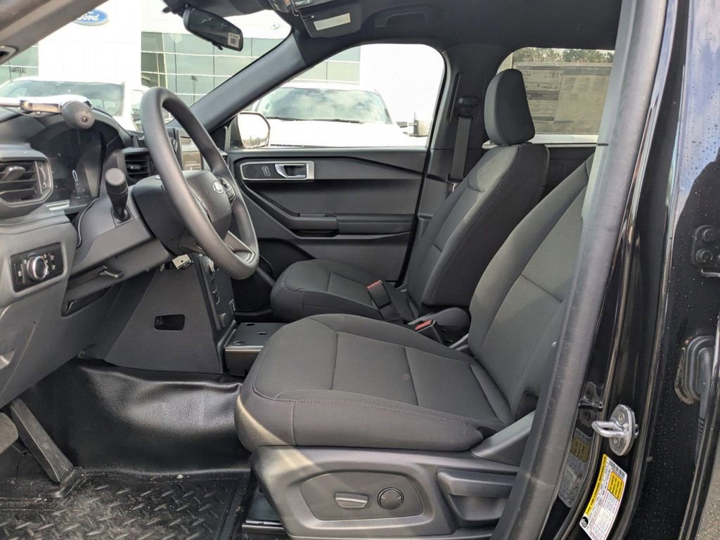 New 2025 Ford Explorer 4WD Police Interceptor image 11