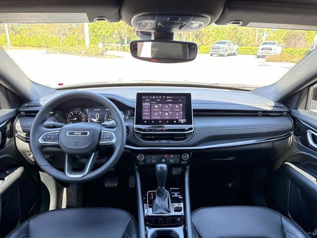 Used 2024 Jeep Compass Latitude w/ Altitude Special Edition image 12