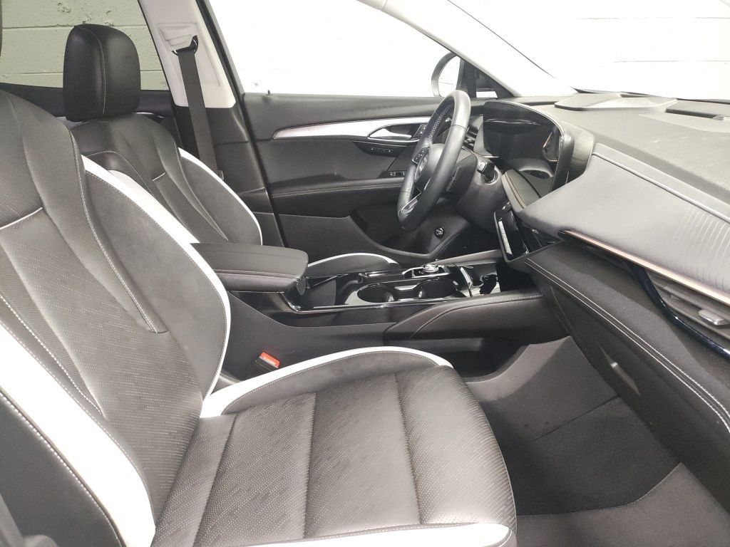Used 2024 Buick Envision Sport Touring image 7