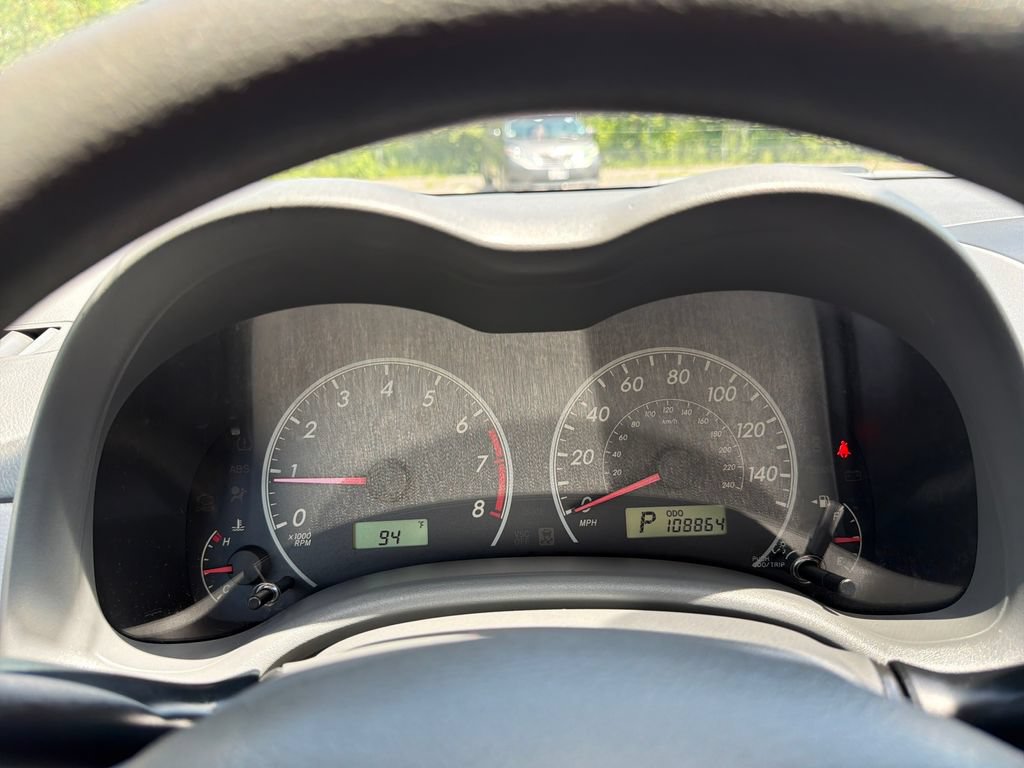 Used 2010 Toyota Corolla LE FWD image 15