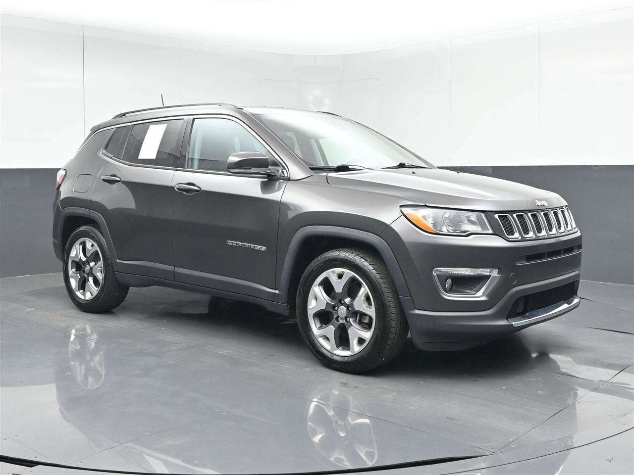 Used 2021 Jeep Compass Limited FWD image 3