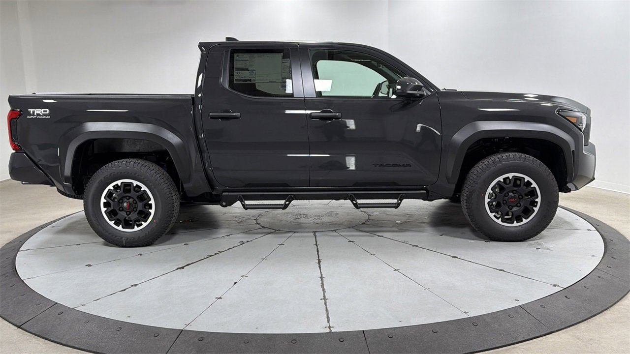 New 2026 Toyota Tacoma TRD Off-Road image 6