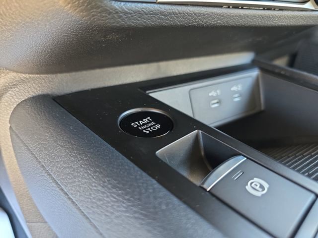 New 2026 Nissan Kicks S image 24