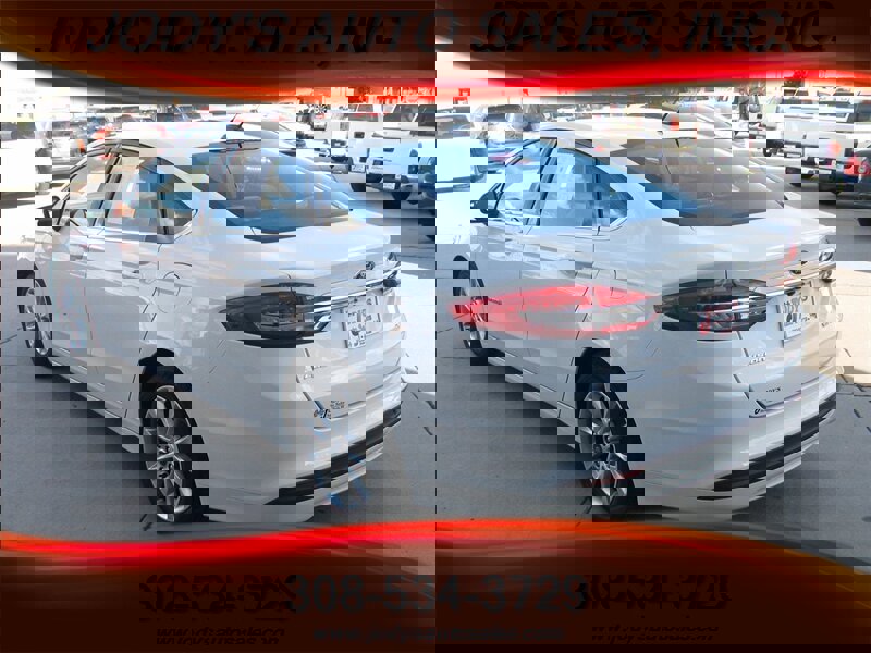 Used 2017 Ford Fusion S image 31