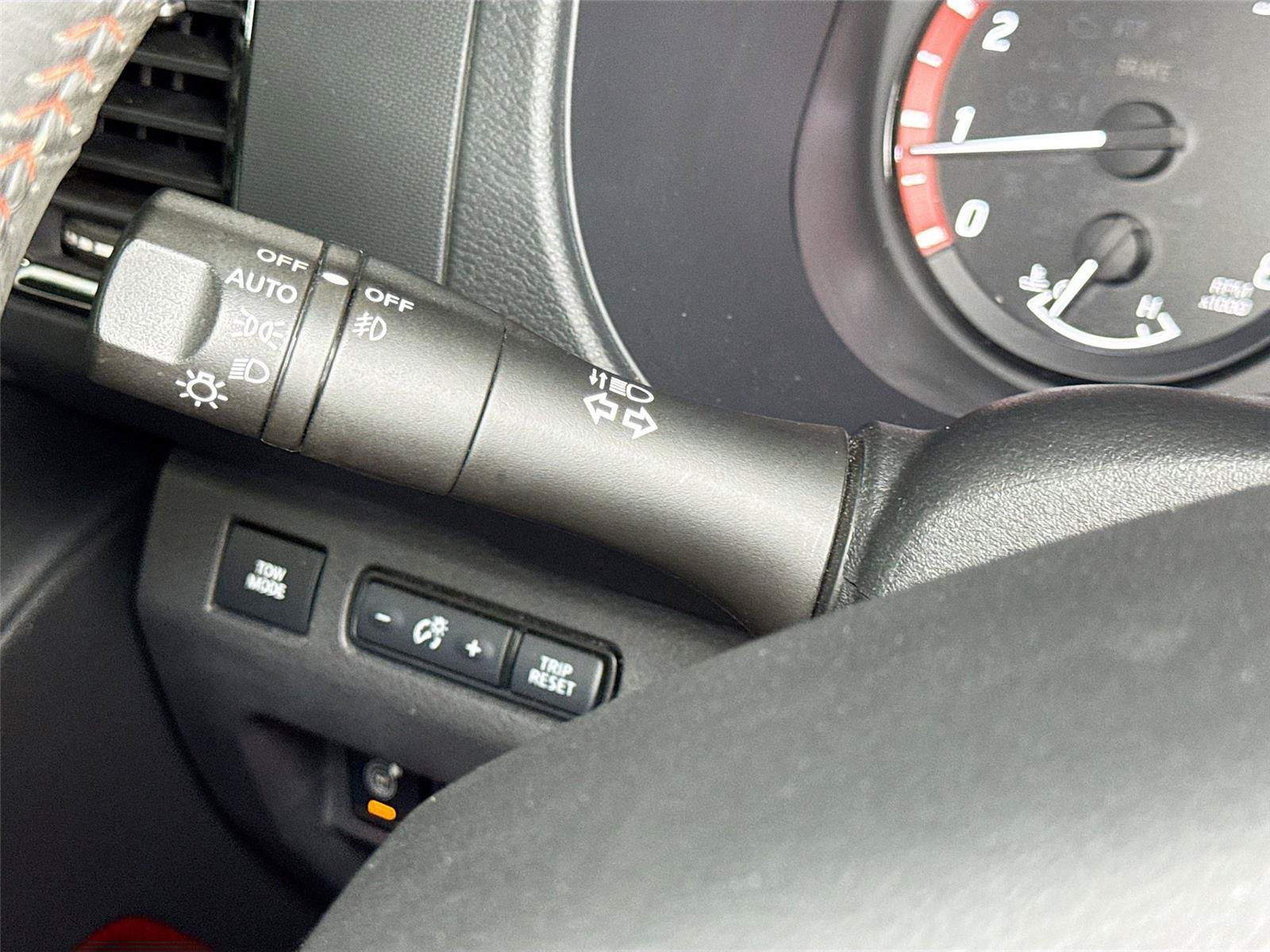Used 2022 Nissan Frontier Pro-X w/ Technology Package RWD image 5