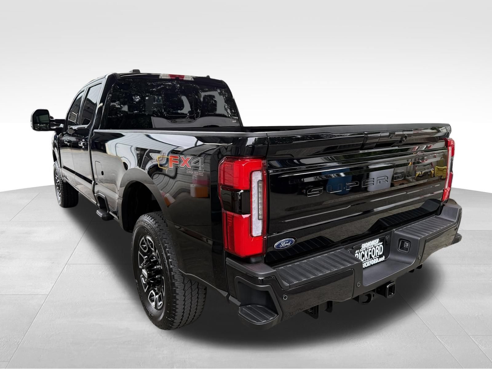 Used 2026 Ford F350 Platinum AWD/4WD image 9
