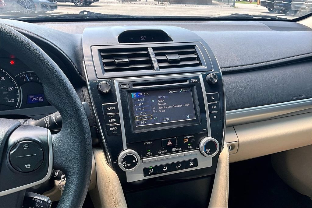 Used 2014 Toyota Camry LE FWD image 9