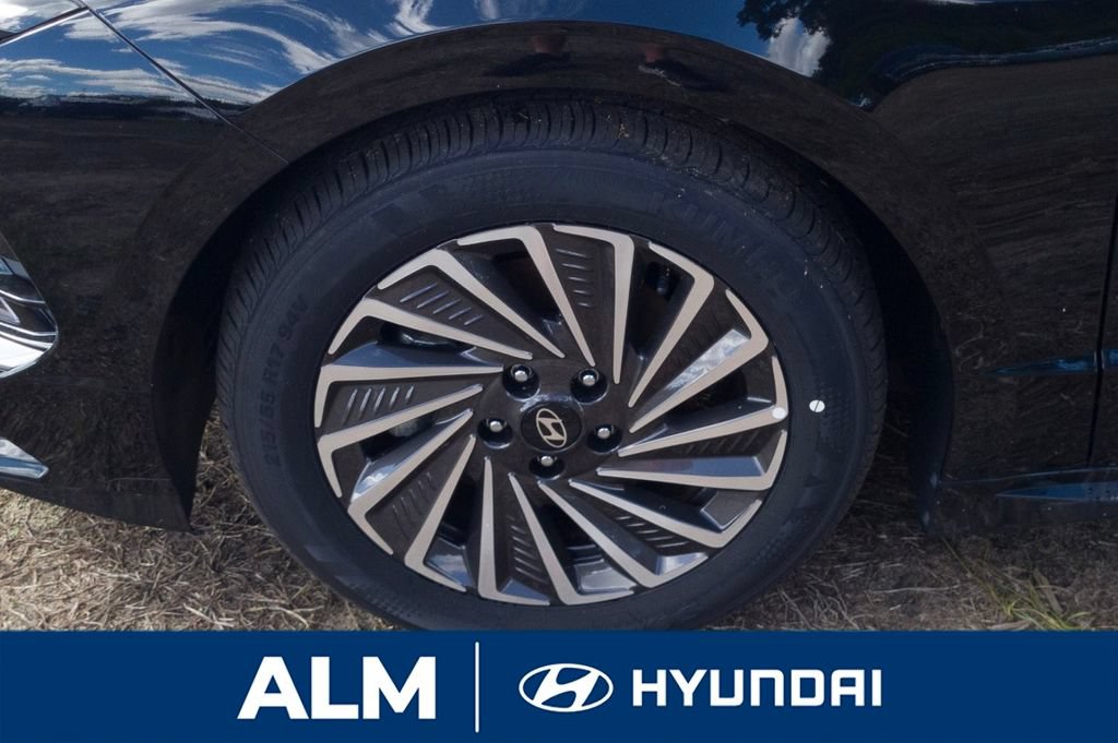 New 2025 Hyundai Sonata SEL FWD image 12