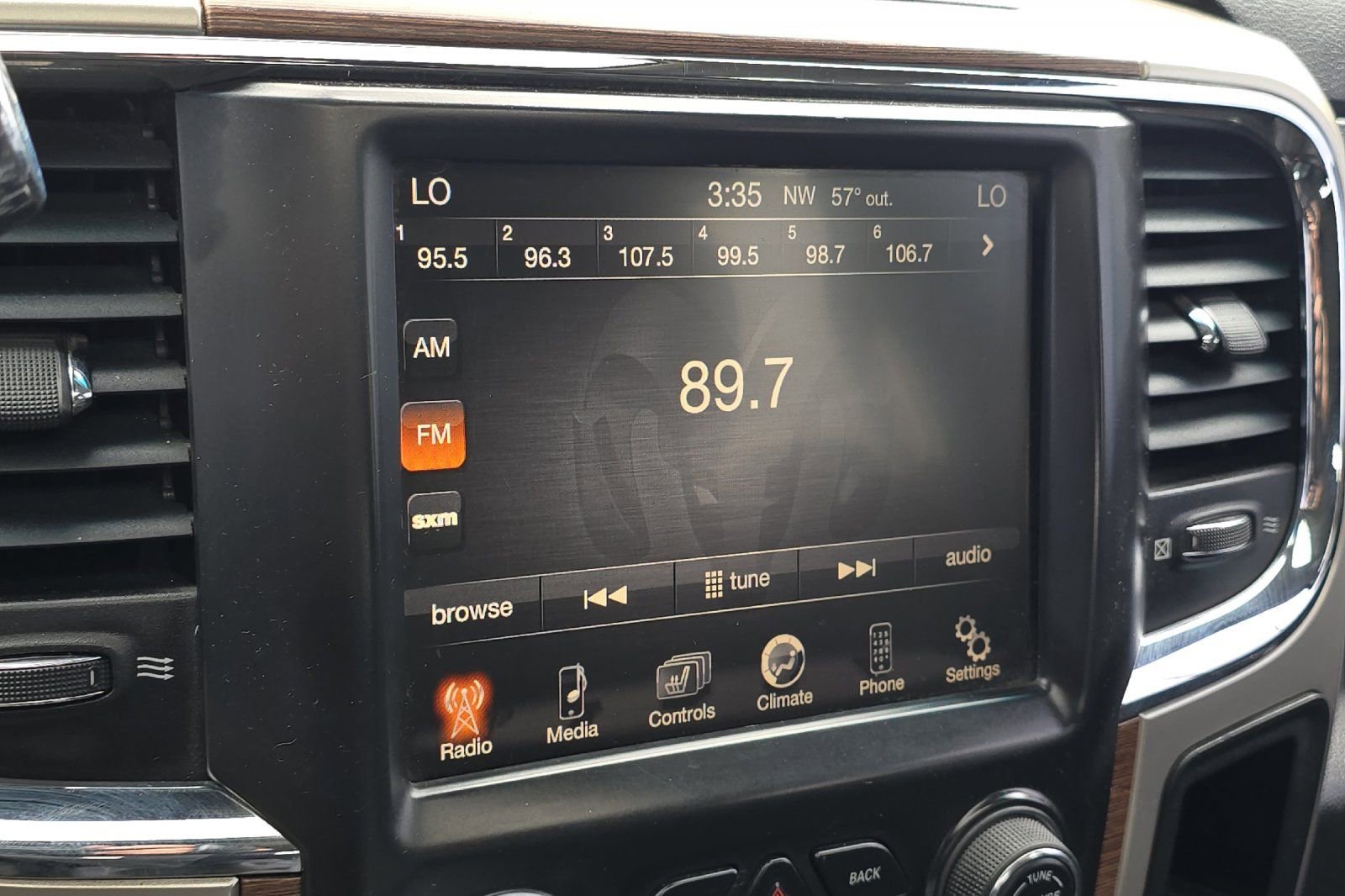 Used 2014 RAM 3500 Laramie AWD/4WD image 17