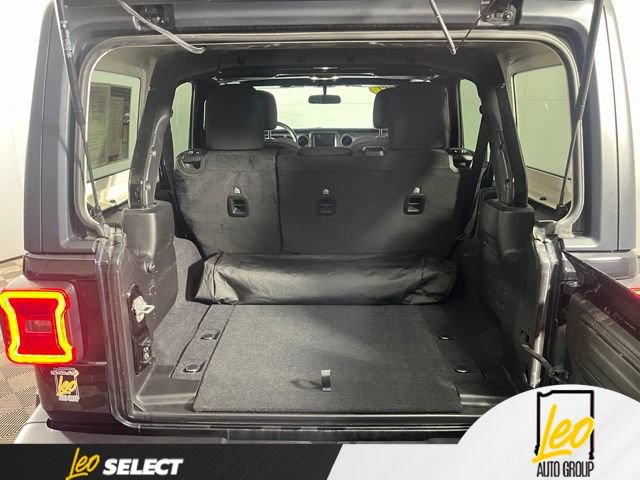 Used 2022 Jeep Wrangler Unlimited Sport AWD/4WD image 11