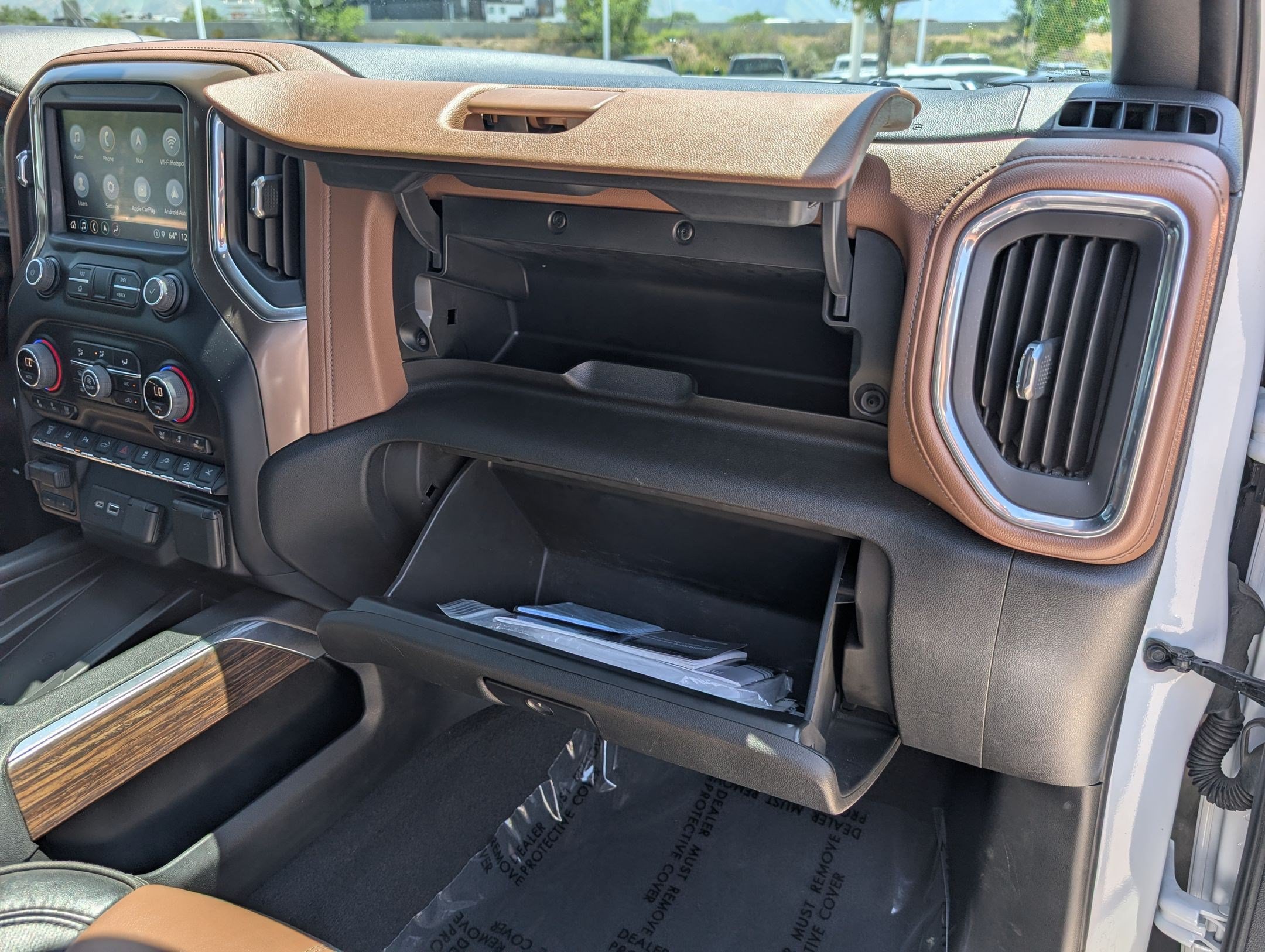 Certified 2022 Chevrolet Silverado 2500 High Country w/ Z71 Off-Road Package AWD/4WD image 31