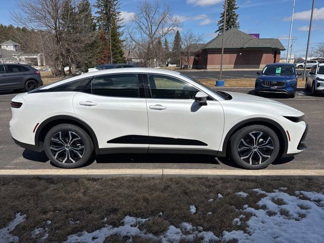 Used 2024 Toyota Crown XLE image 9