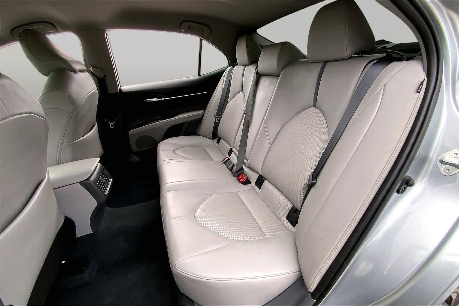 Used 2023 Toyota Camry XLE FWD image 20