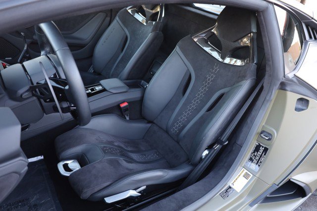 Used 2023 Lamborghini Huracan Tecnica RWD image 32