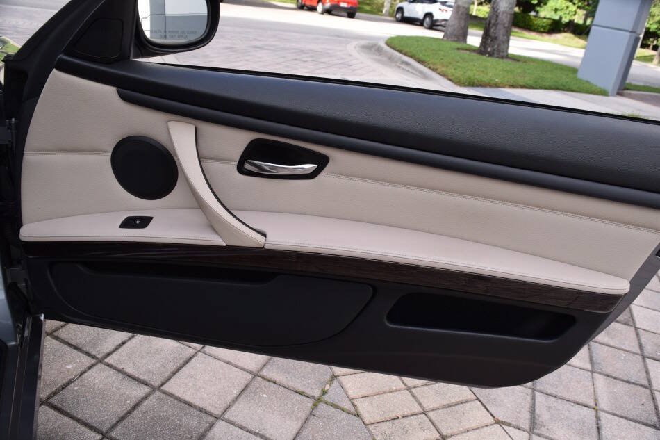 Used 2013 BMW 328i Convertible RWD image 76