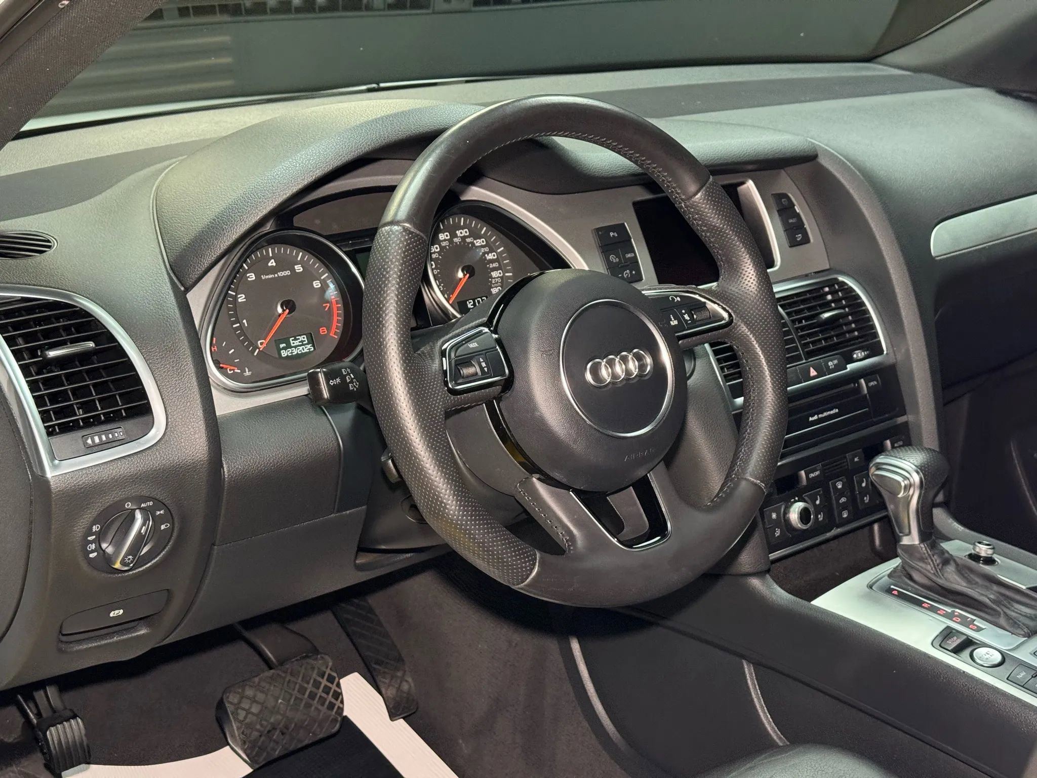 Used 2013 Audi Q7 3.0T S line Prestige w/ S Line Pkg image 65