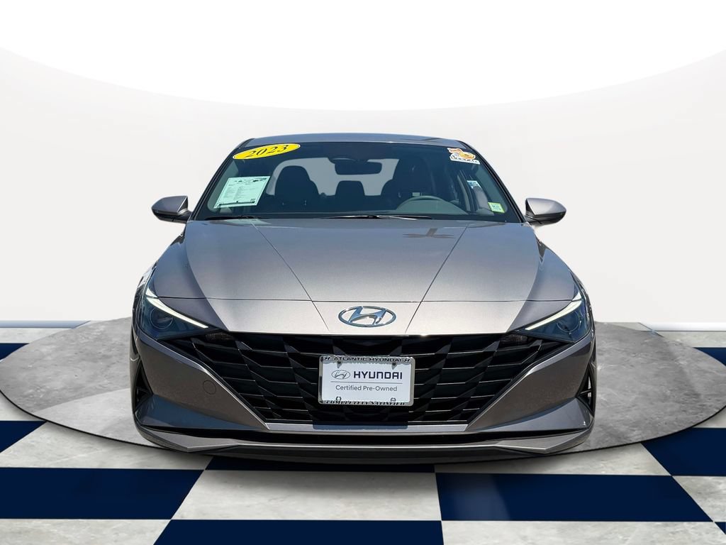 Certified 2023 Hyundai Elantra SE FWD image 2