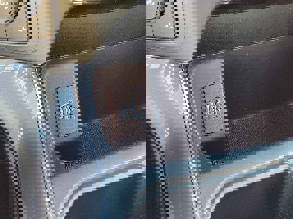 New 2023 Ford F150 XLT w/ Equipment Group 302A High image 47