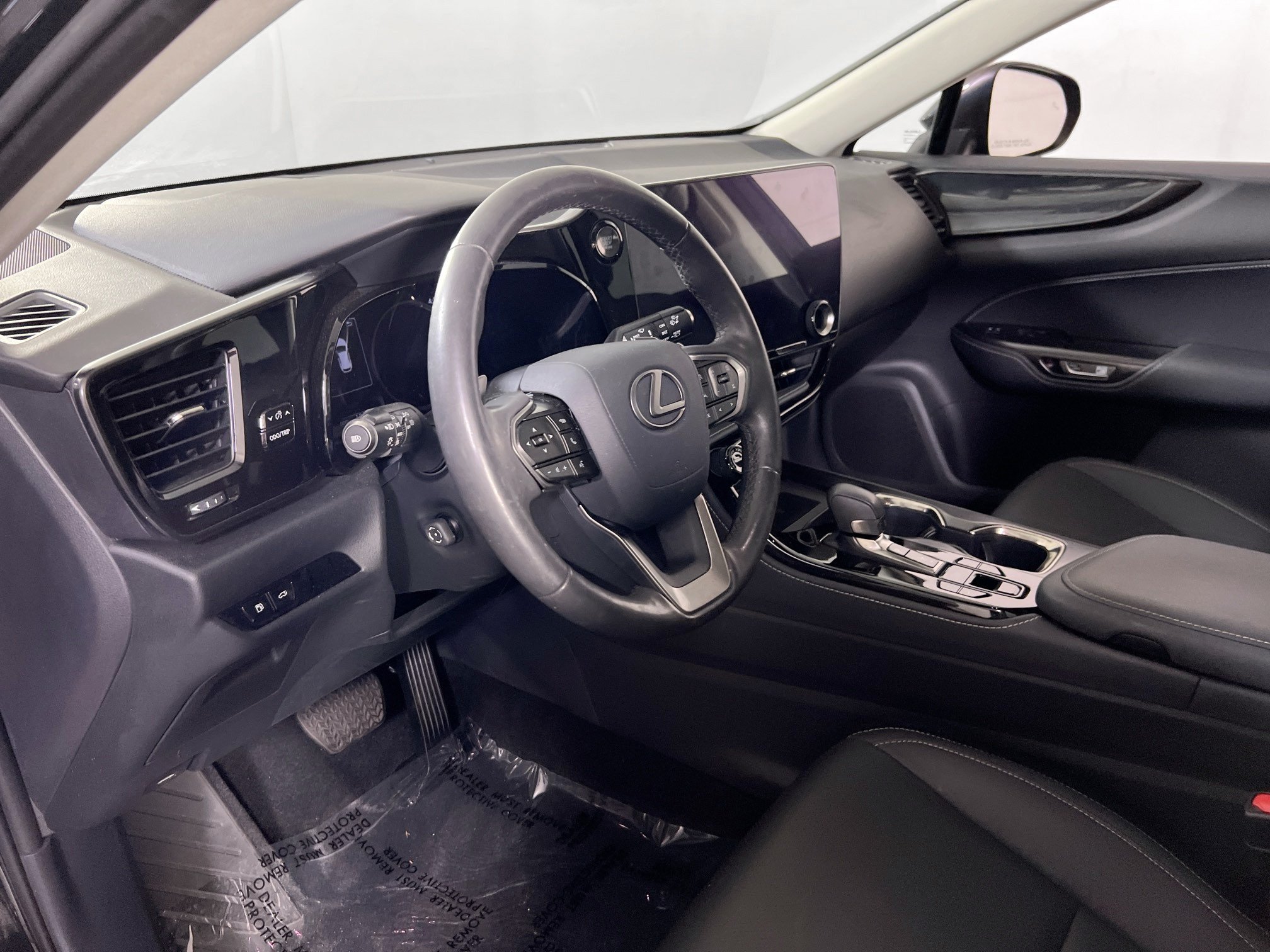 Used 2022 Lexus NX 350 AWD image 9