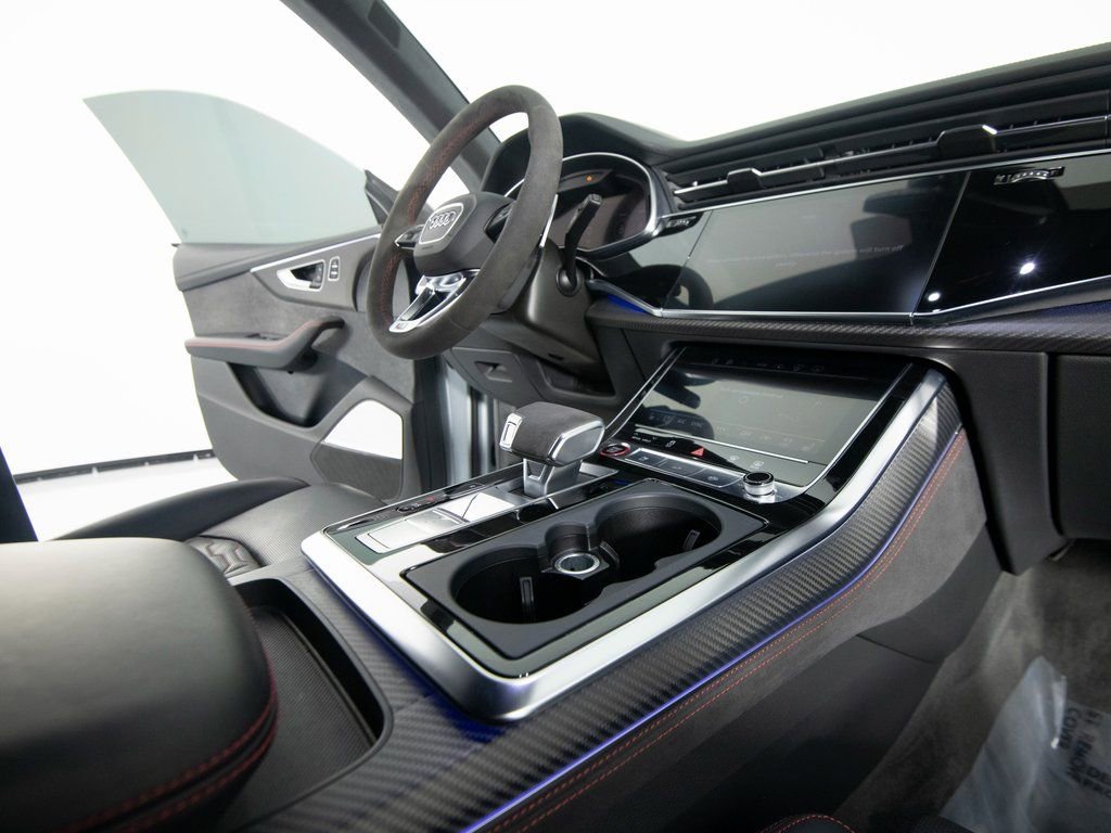 Used 2024 Audi RS Q8 image 29