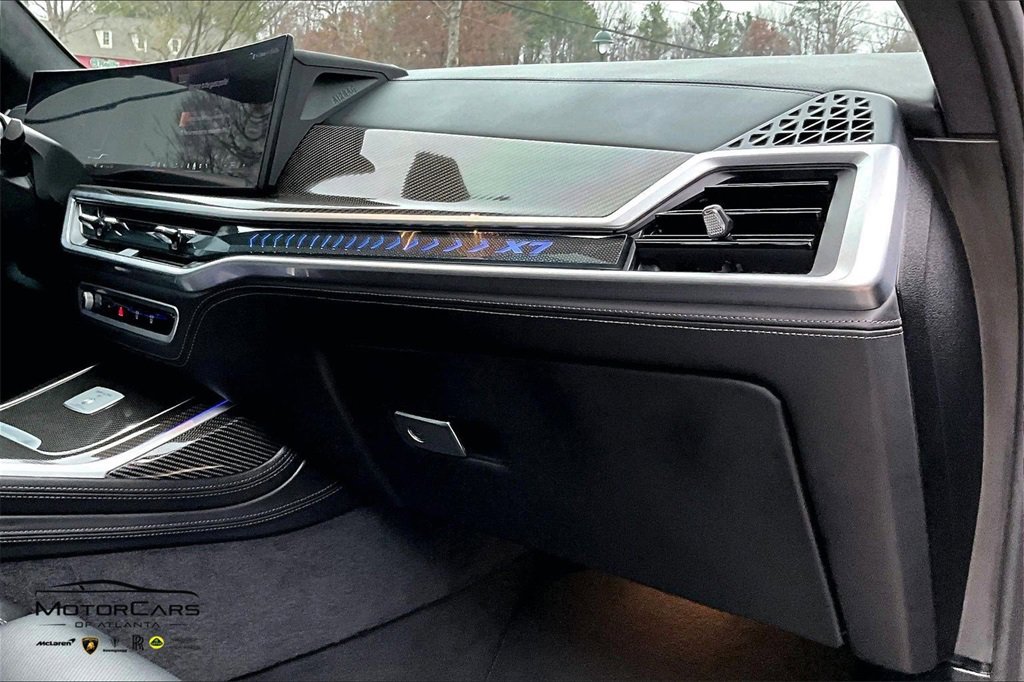 Used 2026 BMW ALPINA XB7 ALPINA XB7 image 15