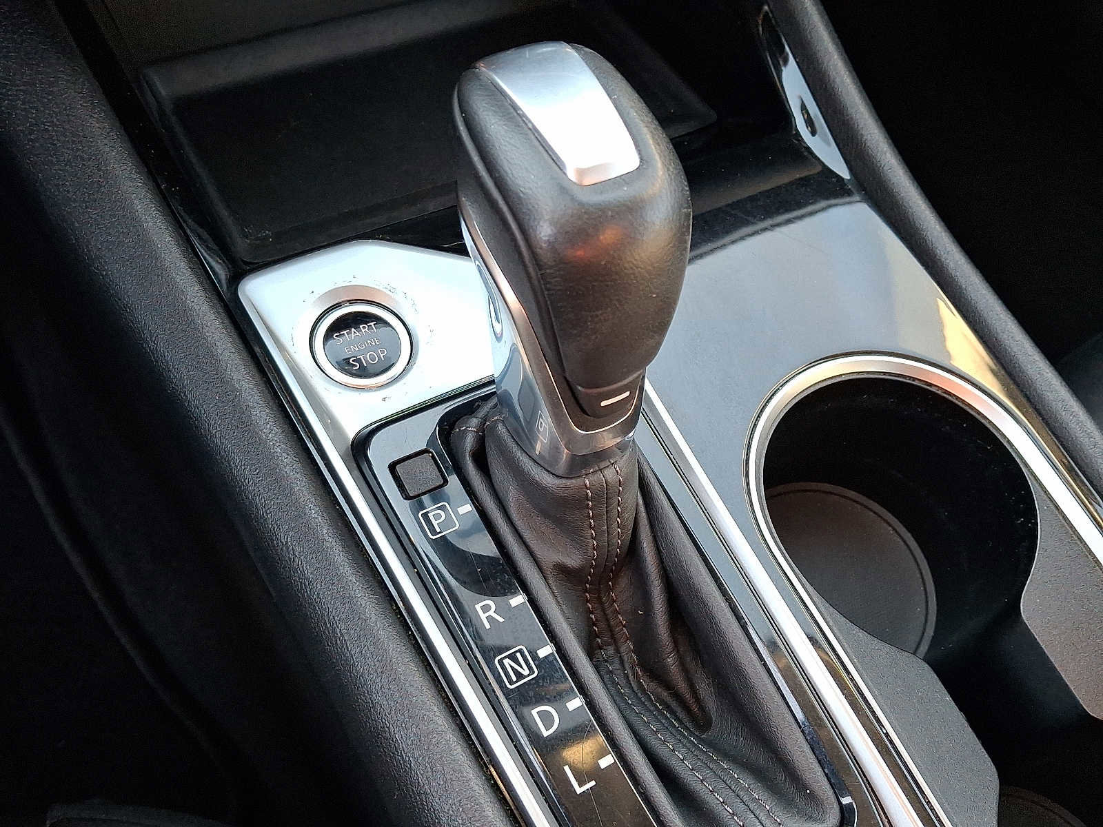 Used 2020 Nissan Altima 2.5 SV image 15