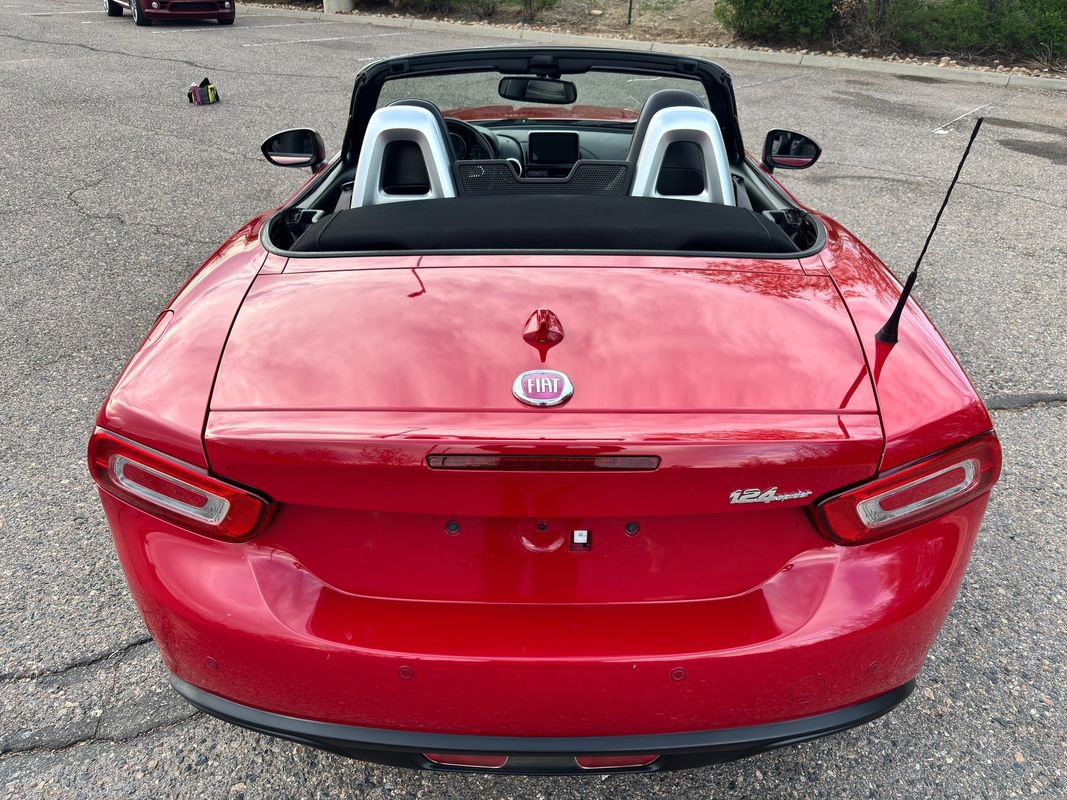 Used 2017 FIAT 124 Spider Lusso image 11