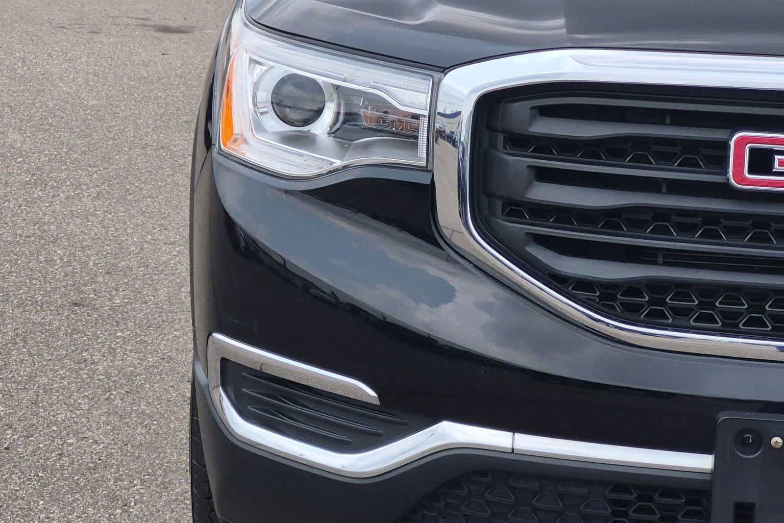 Used 2019 GMC Acadia SLE FWD image 10