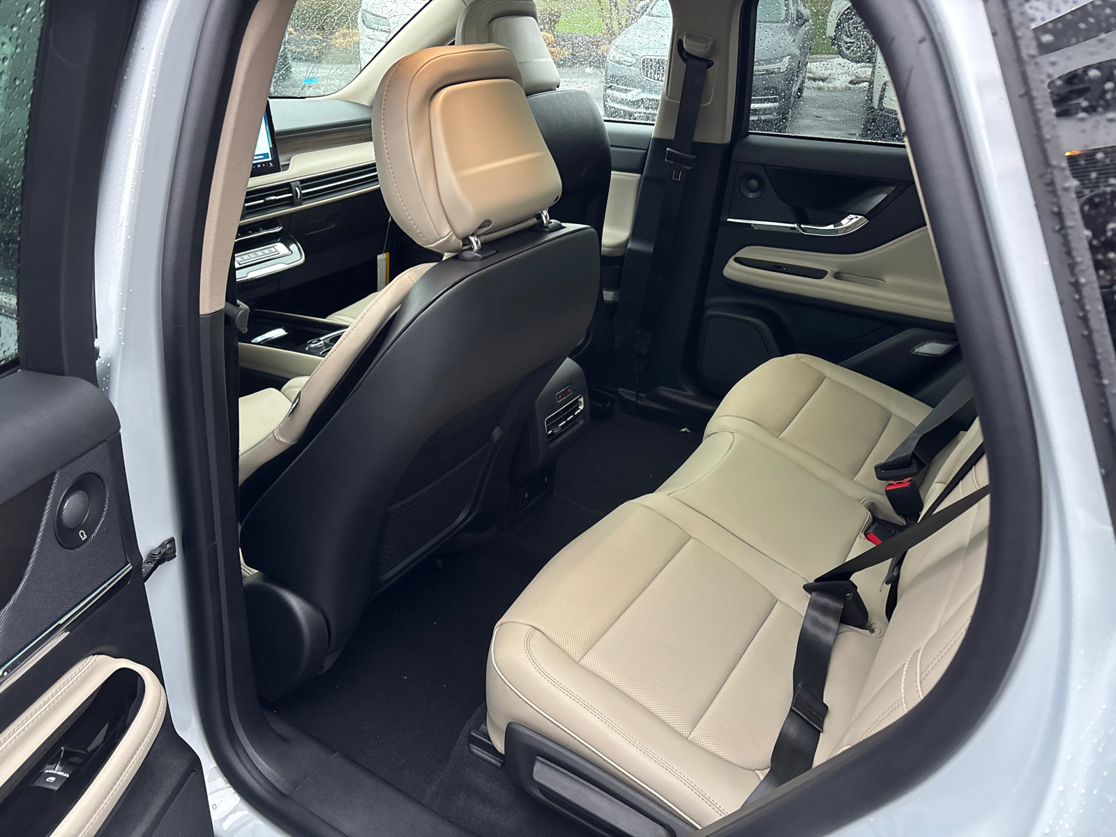 New 2026 Lincoln Corsair Grand Touring image 28